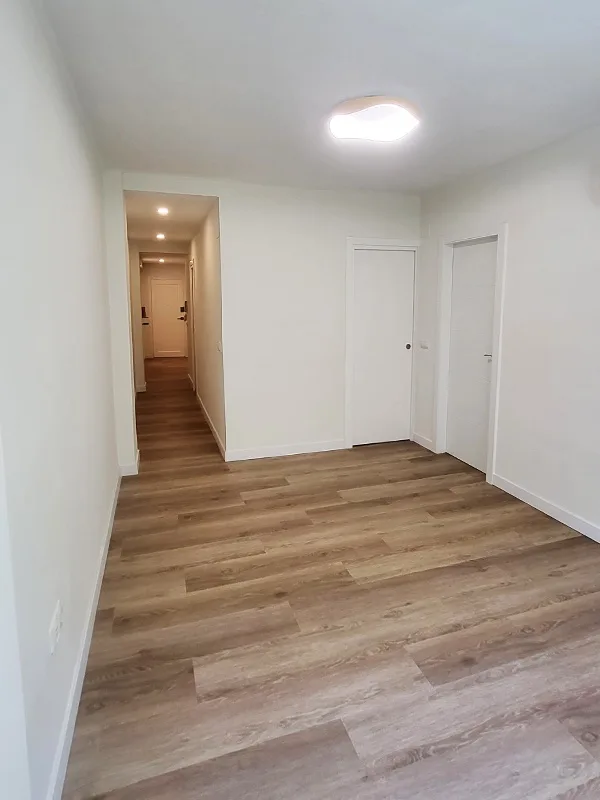 Sala y pasillo